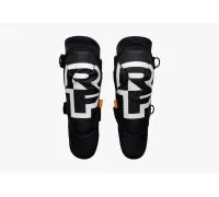 Захист колін RaceFace Sendy DH Knee Stealth чорний S (арт. RFAASENDYSTH02)